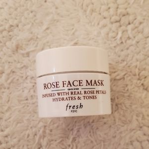 NWT - Fresh - Rose face mask